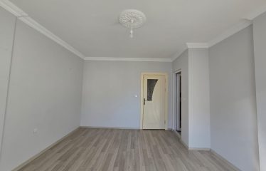BAYBURT’TA YATIRIMLIK VE OTURUMA HAZIR 3+1 GENİŞ DAİRE