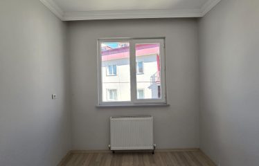 BAYBURT’TA YATIRIMLIK VE OTURUMA HAZIR 3+1 GENİŞ DAİRE