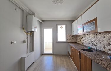 BAYBURT’TA YATIRIMLIK VE OTURUMA HAZIR 3+1 GENİŞ DAİRE