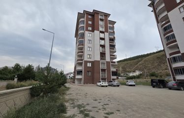 GENÇOSMAN MAHALLESİNDE 3+1 160 METREKARE SATILIK FIRSAT DAİRE
