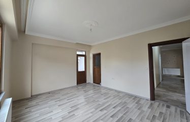 GENÇOSMAN MAHALLESİNDE 3+1 160 METREKARE SATILIK FIRSAT DAİRE