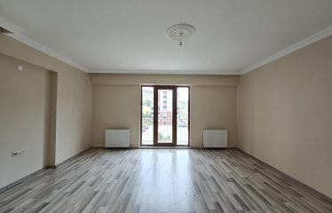 GENÇOSMAN MAHALLESİNDE 3+1 160 METREKARE SATILIK FIRSAT DAİRE