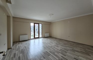 GENÇOSMAN MAHALLESİNDE 3+1 160 METREKARE SATILIK FIRSAT DAİRE
