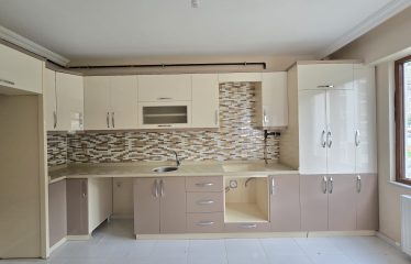 GENÇOSMAN MAHALLESİNDE 3+1 160 METREKARE SATILIK FIRSAT DAİRE