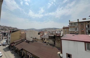 BAYBURTUN KALBİNDE, 3+1 KİRALIK AİLE DAİRESİ