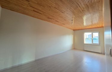 TRABZON ANAYOLU ÜZERİNDE, ÜST KALİTE MALZEMELİ FERAH DAİRE | BAYBURT KİRALIK DAİRE