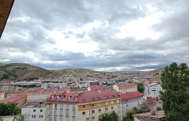 ÜNİVERSİTE KARŞISI 2+1 FUL EŞYALI KİRALIK DAİRE