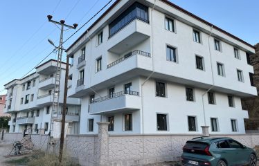 SIFIR 3+1 ULTRA LÜKS DAİRE YERDEN ISITMALI, GENİŞ BALKONLU