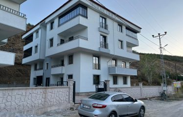 SIFIR 3+1 ULTRA LÜKS DAİRE YERDEN ISITMALI, GENİŞ BALKONLU