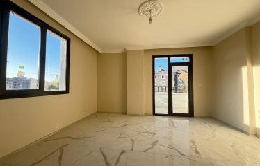 SIFIR 3+1 ULTRA LÜKS DAİRE YERDEN ISITMALI, GENİŞ BALKONLU