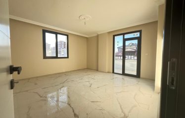 SIFIR 3+1 ULTRA LÜKS DAİRE YERDEN ISITMALI, GENİŞ BALKONLU