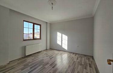 DÖRT CEPHESİ AÇIK, FERAH VE MODERN 3+1 YAŞAM ALANI | BAYBURT KİRALIK DAİRE