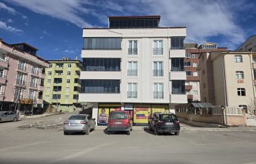 Bayburt Zahit’te Yeni Valilik Karşısı Lüks 3+1 Daire | BAYBURT SATILIK DAİRE