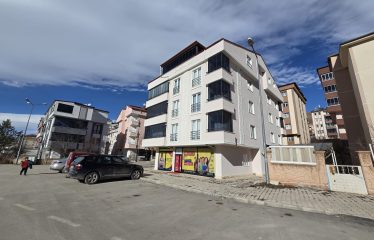 Bayburt Zahit’te Yeni Valilik Karşısı Lüks 3+1 Daire | BAYBURT SATILIK DAİRE