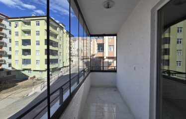 Bayburt Zahit’te Yeni Valilik Karşısı Lüks 3+1 Daire | BAYBURT SATILIK DAİRE