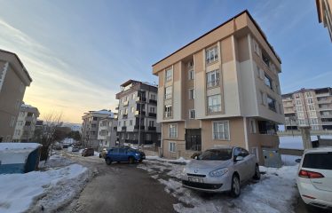 Şingah Mahallesi’nde Merkezi Konumda 2+1 Kiralık Daire | BAYBURT KİRALIK DAİRE