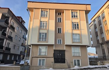 Şingah Mahallesi’nde Merkezi Konumda 2+1 Kiralık Daire | BAYBURT KİRALIK DAİRE