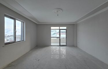 EŞSİZ MANZARASI İLE 3+1 ZAHİT MAHALLEİSNDE SATILIK DAİRE | BAYBURT SATILIK DAİRE