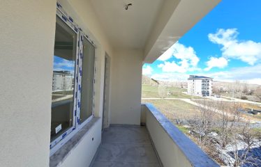 ULTRA GENİŞ 300 m² | YERDEN ISITMA | ÇİFT MANTOLAMALI LÜKS DAİRE | BAYBURT SATILIK DAİRE