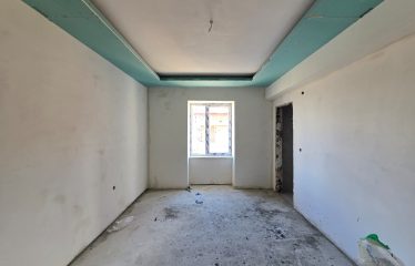 ULTRA GENİŞ 300 m² | YERDEN ISITMA | ÇİFT MANTOLAMALI LÜKS DAİRE | BAYBURT SATILIK DAİRE