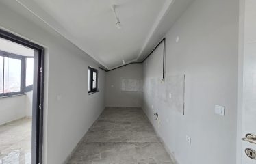 ÇORUH-MANZARA KEYFİ GARANTİ! 5+2 DUBLEKS 230 m² FIRSAT DAİRE | BAYBURT SATILIK DAİRE