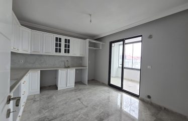 ÇORUH-MANZARA KEYFİ GARANTİ! 5+2 DUBLEKS 230 m² FIRSAT DAİRE | BAYBURT SATILIK DAİRE
