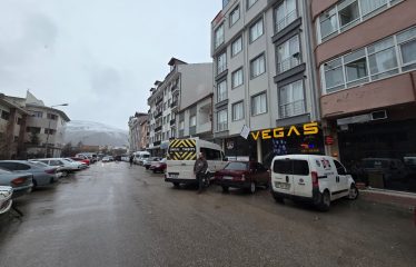 ÇORUH-ÜNİVERSİTE YANI! HAZIR KİRACILI 130 m² ÇİFT CEPHE İŞ YERİ