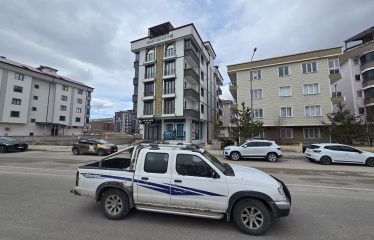 ÇORUH -CADDE ÜZERİ GÜNEY CEPHE 4+1 180 M² FIRSAT DUBLEKS | Bayburt satılık 4+1 dubleks daire