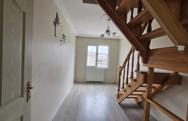 ÇORUH -CADDE ÜZERİ GÜNEY CEPHE 4+1 180 M² FIRSAT DUBLEKS | Bayburt satılık 4+1 dubleks daire