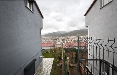 ÇORUH-ŞEHRİ AYAKLARINIZIN ALTINA SEREN PREMİUM 4+1 SATILIK VİLLA