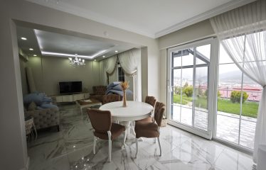 ÇORUH-ŞEHRİ AYAKLARINIZIN ALTINA SEREN PREMİUM 4+1 SATILIK VİLLA