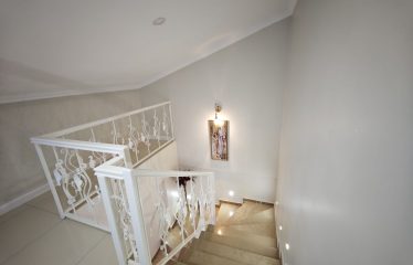ÇORUH-ŞEHRİ AYAKLARINIZIN ALTINA SEREN PREMİUM 4+1 SATILIK VİLLA