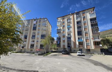 ÇORUH-MANZARASIYLA BÜYÜLEYEN SİTE İÇERİSİNDE 3+1 KİRALIK DAİRE