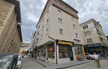 CUMHURİYET CADDESİNDE 3 CEPHELİ 110 M² KİRALIK FIRSAT OFİS