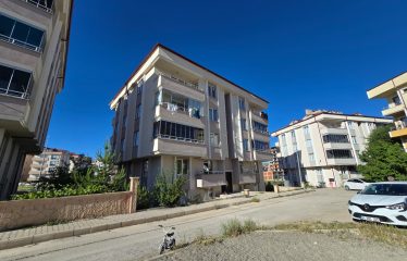 ÇORUH-ŞİNGAH’IN MERKEZİ KONUMUNDA 3+1 KİRALIK DAİRE