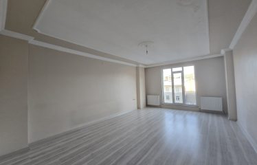 ÇORUH-ÇARŞININ KALBİNDE GENİŞ VE FERAH 5+2 SATILIK DUBLEKS