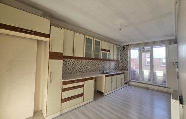 ÇORUH-ÇARŞININ KALBİNDE GENİŞ VE FERAH 5+2 SATILIK DUBLEKS