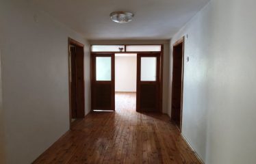 ÇORUH-ZAHİT’TE VALİLİK KONAĞI ALTINDA 2+1 KİRALIK DAİRE