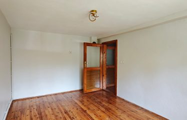 ÇORUH-ZAHİT’TE VALİLİK KONAĞI ALTINDA 2+1 KİRALIK DAİRE