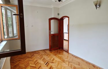 ÇORUH-ZAHİT’TE VALİLİK KONAĞI ALTINDA 3+1 KİRALIK DAİRELER