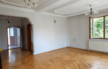 ÇORUH-ZAHİT’TE VALİLİK KONAĞI ALTINDA 3+1 KİRALIK DAİRELER