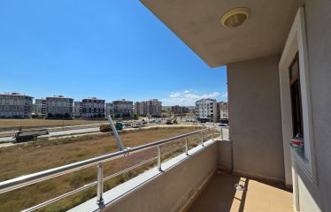 ÇORUH-ŞİNGAH’IN EN GÜZEL KONUMUNDA 130 m² KONFORLU YAŞAM