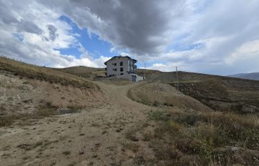 466 M² 4+1 KAT İMARLI ARSA| ÇORUH-ZAHİT MAHALLESİNE SINIR 466 M² 4+1 KAT İMARLI ARSA