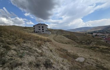 466 M² 4+1 KAT İMARLI ARSA| ÇORUH-ZAHİT MAHALLESİNE SINIR 466 M² 4+1 KAT İMARLI ARSA