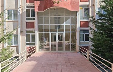 KİRALIK DAİRE| ÇORUH-ÖĞRETMEN TOKİLERİNDE EŞYALI, GENİŞ 3+1 KİRALIK DAİRE