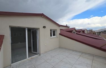 Bayburt Merkez Satılık 4+1 ÇORUH-Merkezi Konumda, Geniş ve Ferah 4+1 Fırsat Dubleks